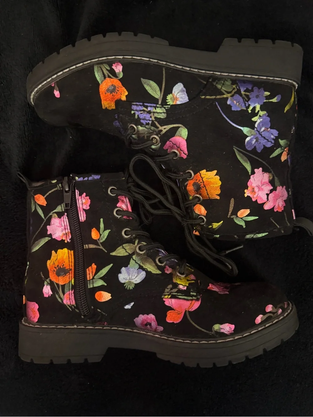 Steve Madden Girls Black Floral Lace-Up with zipper Ankle Boots